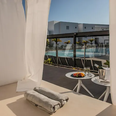 Aequora Lanzarote ホテル