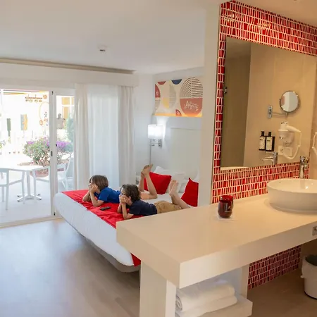 ホテル Aequora Lanzarote 4*
