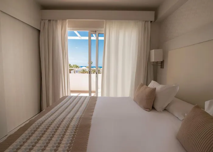 Aequora Lanzarote فندق