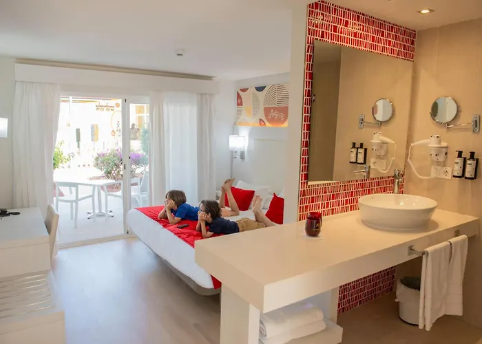 فندق Aequora Lanzarote 4*