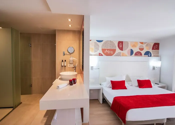 Aequora Lanzarote 4*