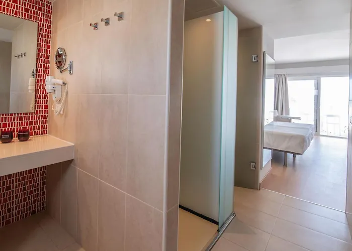 Aequora Lanzarote فندق بويرتو ذيل كارمين