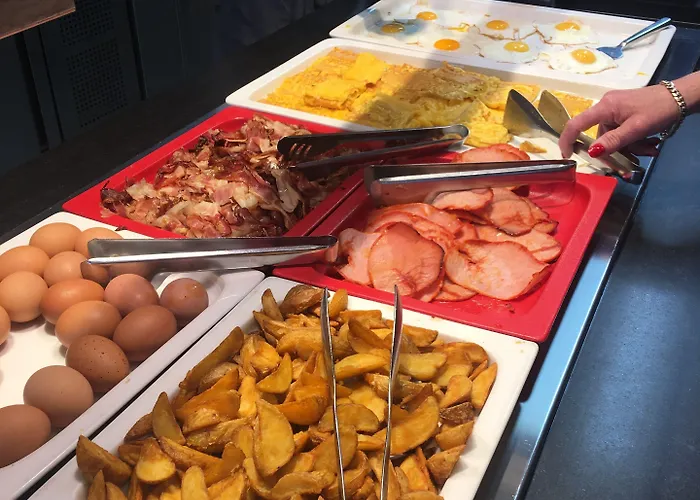 酒店 艾括拉兰萨罗特套房酒店