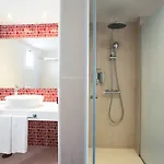 艾括拉兰萨罗特套房酒店 4* 卡门港