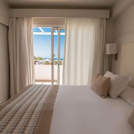 Aequora Lanzarote Szálloda
