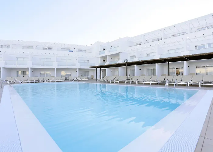 Aequora Lanzarote Hotel 4*