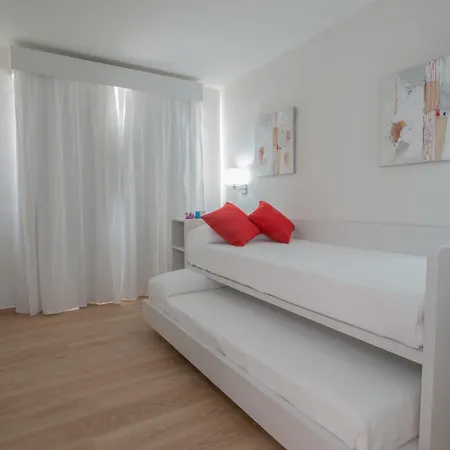 Aequora Lanzarote Otel 4*