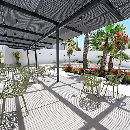Aequora Lanzarote Otel 4*